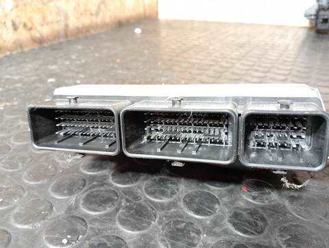 Foto 2ª: Centralita Motor ECU Renault Clio AUTHENTIQUE 76CV (2012)