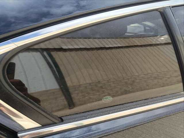 Luna Trasera Derecha Toyota Avensis EXECUTIVE