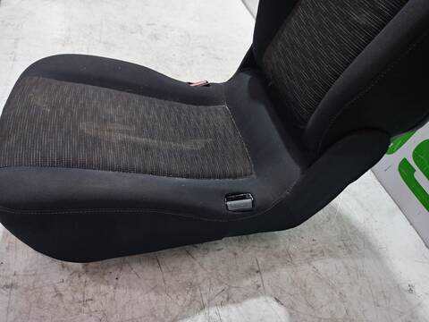 Foto 3ª: Asientos Traseros Renault Scenic GRAND EMOTION 112CV 82KW [K4M812] (2007)