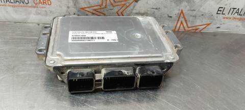 Foto 3ª: Centralita Motor ECU Renault Trafic L1H1 CAJA CERRADA CORTO 82CV 60KW [D-F9Q U7] (2005)