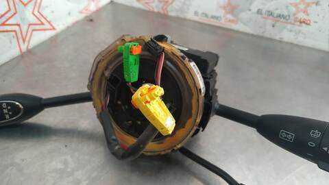 Foto 2ª: Mando Luces Mercedes Clase ML 300 3.0 CDI W164) 224CV 165KW AUT. OM642 [OM642940] (2006)