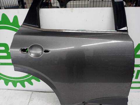 Foto 3ª: Puerta Trasera Derecha Nissan Qashqai 1.3 DIG-T 140CV [HR13DDT] (2013)