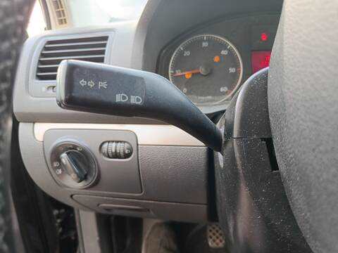 Foto 2ª: Mando Multifuncion Volkswagen Golf BXE (2007)