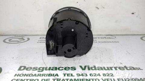 Foto 2ª: Mando Luces Volkswagen Passat TRENDLINE 140CV 103KW [BKP] (2007)