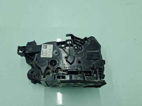 Foto 3ª: Cerradura Puerta Trasera Izquierda Volkswagen Polo UNITED 95CV 70KW [DLAC] (2021)