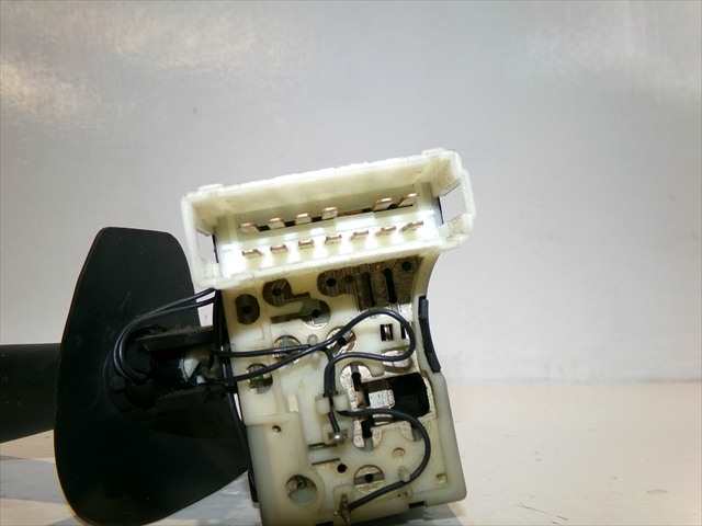 Foto 4ª: Mando Multifuncion Renault Espace 2.2 DCI 1996-2002 [G9TA7] (2001)