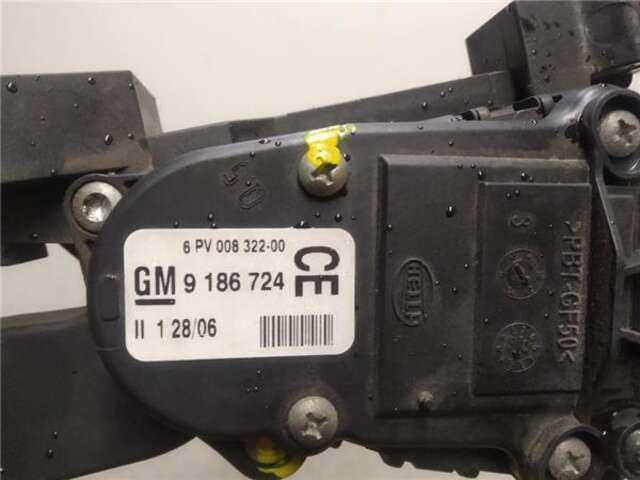 Foto 3ª: Pedal Acelerador Opel Vectra 2.2 GTS ELEGANCE [2.2 LTR. - 92 KW 16V DTI CAT (Y 22 DTR - L50)]