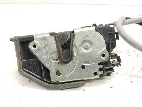 Foto 2ª: Cerradura Puerta Trasera Izquierda Bmw Serie 1 114 118D BERLINA 143CV 105KW [N47D20A] (2008)