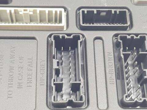 Foto 2ª: Centralita Motor ECU Renault Arkana TECHNO