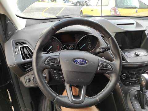 Volante Ford Kuga T8MA