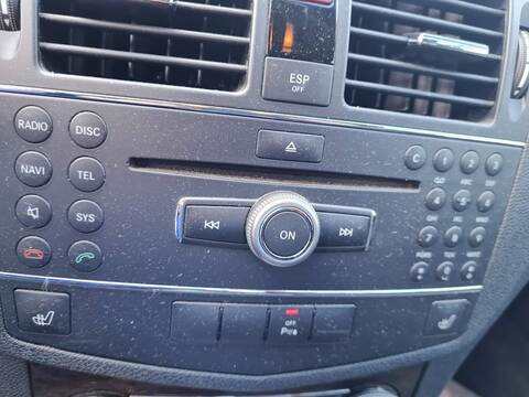 Foto 2ª: Sistema Audio Radio CD Mercedes Clase C 160 C 220 CDI 204.008) BERLINA 170CV 125KW [646811] (2009)