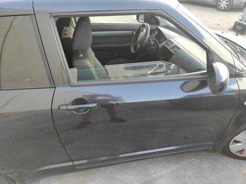 Puerta Delantera Derecha Suzuki Swift M13A BERLINA