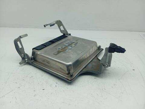 Foto 2ª: Centralita Motor ECU Toyota Yaris 1.4 D-4D LINEA LUNA 75CV 55KW [1NDTV] (2005)