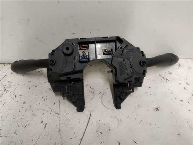 Foto 2ª: Mando Multifuncion Citroen C4 1.6 AVATAR [1.6 LTR. - 80 KW 16V HDI FAP]