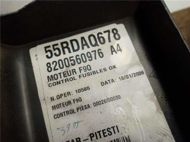 Foto 3ª: Caja Reles Fusibles Renault Laguna 1.9 AUTHENTIQUE [1.9 LTR. - 81 KW DCI DIESEL FAP CAT]