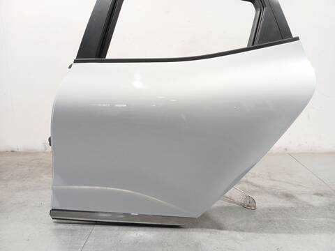 Foto 3ª: Puerta Trasera Izquierda Renault Clio 1.0 LPG B7MT) 91CV 67KW [H4D470] (2024)