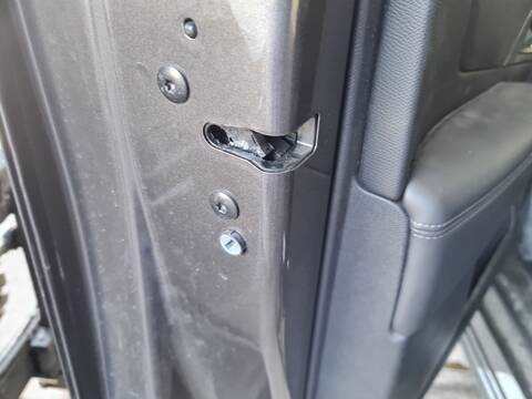 Cerradura Puerta Delantera Izquierda DS 7 GRAND CHIC 177CV