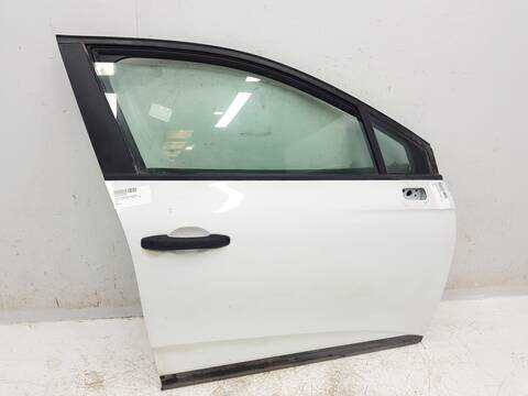 Foto 3ª: Puerta Delantera Derecha Renault Clio ZEN [K9K872] (2019)