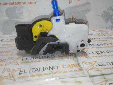 Foto 4ª: Cerradura Puerta Delantera Izquierda Opel Astra 2.0 16V CDTI 165CV 121KW [A20DTH] (2011)