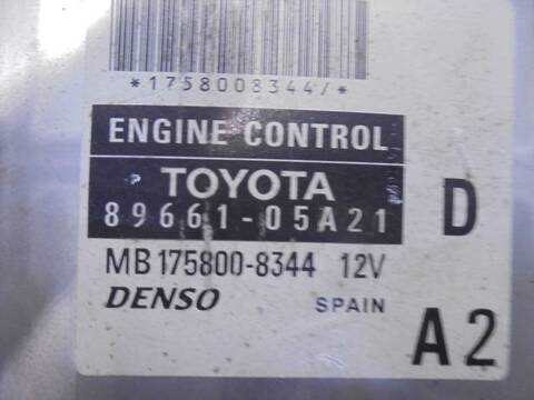 Foto 3ª: Centralita Motor ECU Toyota Avensis 2.2 D-4D EXECUTIVE BERLINA 5-PTAS.) 150CV 110KW [2AD] (2006)