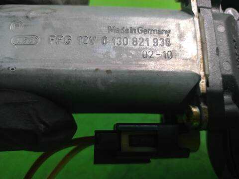 Foto 2ª: Elevalunas Eléctrico Delantero Izquierdo Ford Fiesta AMBIENTE 68CV 50KW [F6JA] (2003)