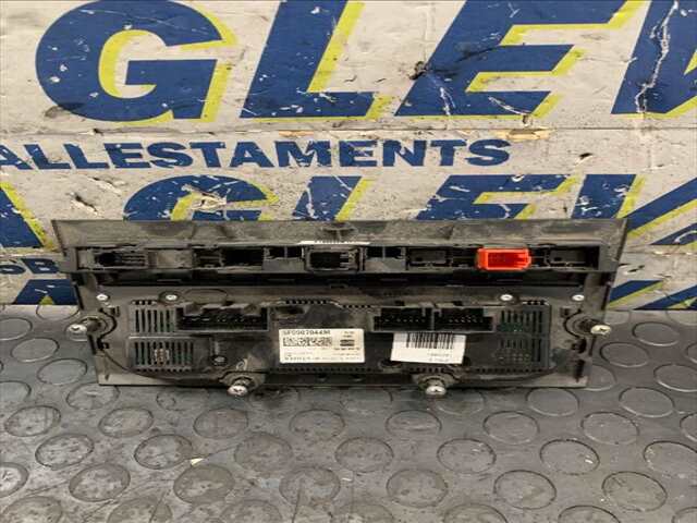 Foto 2ª: Mando Calefacción A. A. Seat Leon 1.6 TDI110CV/81KW [CXX] (2016)