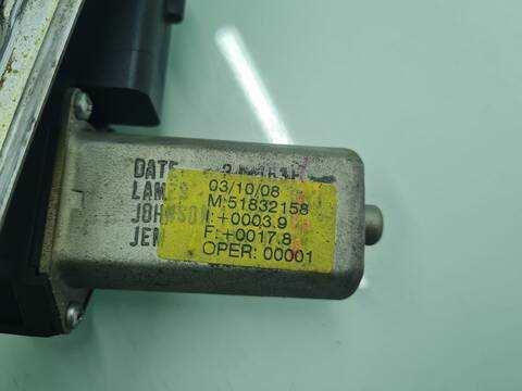 Foto 2ª: Elevalunas Manual Trasero Izquierdo Lancia Delta GOLD 120CV 88KW [198A2000] (2008)