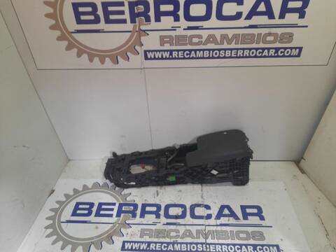 Foto 2ª: Consola Central Jaguar XE 2.0 DIESEL CAT 180CV (2014)