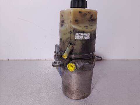 Foto 2ª: Bomba Servodireccion Ford Focus AMBIENTE D) BERLINA 109CV 80KW [G8DA] (2005)