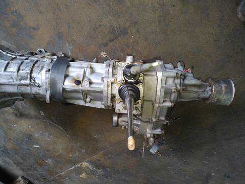 Foto 4ª: Caja Cambios Mitsubishi Montero 2300 TD 4-PTAS.) 84CV 62KW [4D55] (1986)