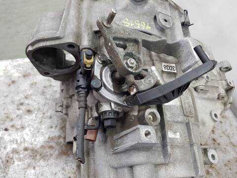 Foto 2ª: Caja Cambios Volkswagen Caddy FURGON 4MOTION BMT [DFSE] (2015)