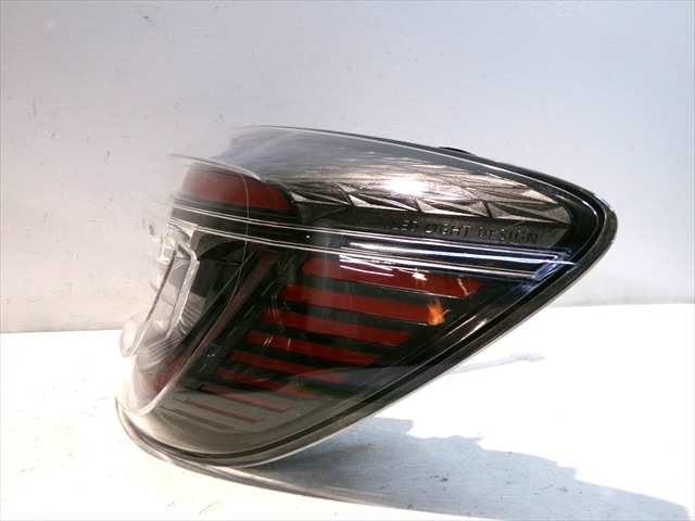 Foto 2ª: Piloto Trasero Derecho Renault Clio 1.0 G 2023-2026 [H4DF4] (2024)