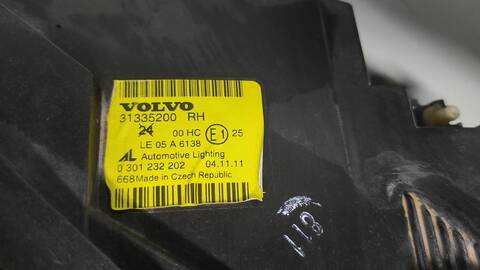 Foto 2ª: Faro Derecho Volvo C30 D4204T (2007)