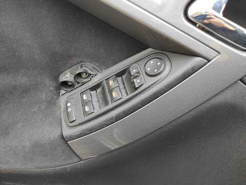 Botonera Elevalunas Citroen C4 RHJ PICASSO