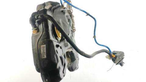 Foto 2ª: Deposito de Combustible Mercedes Clase ML 420 CDI 4-MATIC W164) 164.128 [OM 629.912] (2005)