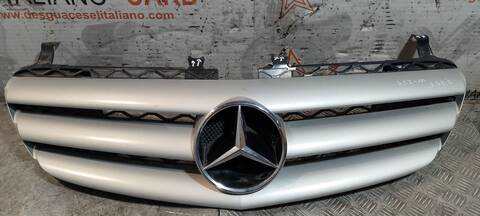 Rejilla Delantera Mercedes Clase R 280 R 350 CDI 4-MATIC 251.022) 224CV 165KW