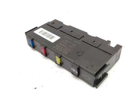 Foto 2ª: Caja Reles Fusibles Toyota Auris HYBRID ACTIVE 99CV 73KW [2ZR] (2011)