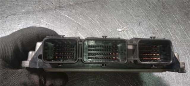 Foto 3ª: Centralita Motor ECU Citroen C4 1.6 HDI [9HZ-DV6TED4]