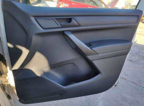 Foto 2ª: Tapizados Cartoneras Volkswagen Caddy FURGON BMT 75CV 55KW (2015)
