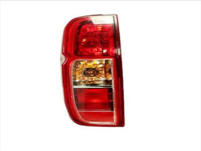 Piloto Trasero Izquierdo Nissan Navara 2.5 DOUBLE CAB. 4X4