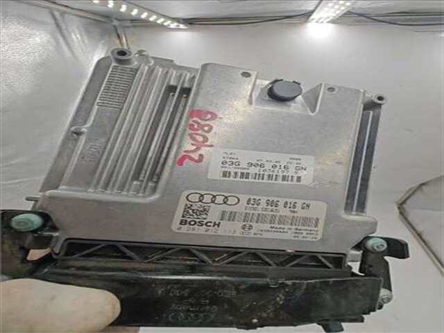 Foto 3ª: Centralita Motor ECU Volkswagen Polo 1.3 AZUR BERLINA [1.3 LTR. - 40 KW] [MH]