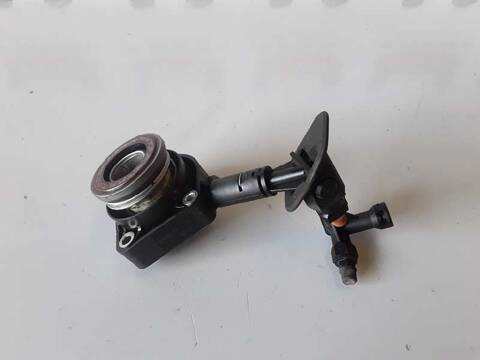 Foto 2ª: Bomba Embrague Ford Focus BERLINA 1.8 TDCI TD CAT 116CV (2005)