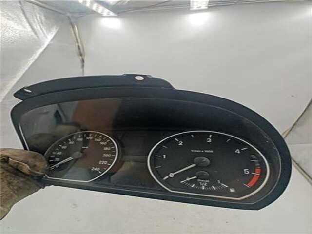 Foto 2ª: Cuadro de Instrumentos Bmw Serie 1 114 2.0 118I [2.0 LTR. - 105 KW 16V] [N47D20A]