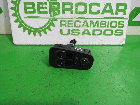 Botonera Elevalunas Lancia Y 1.3 MULTIJET 16V ARGENTO 10.2006 ) 75CV