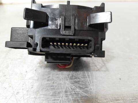 Foto 3ª: Mando Multifuncion Mitsubishi Outlander 2.0 2WD 136CV 100KW [4G63] (2003)