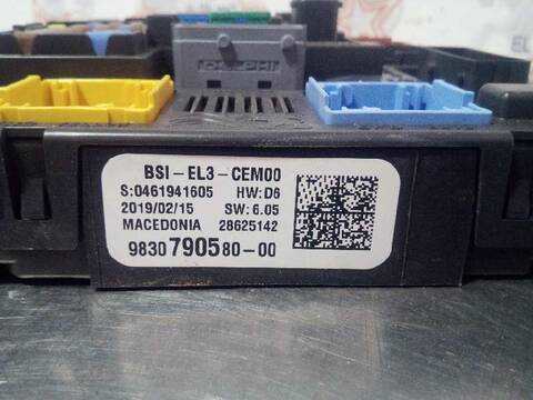 Caja Reles Fusibles Peugeot Expert PRO STANDARD 116CV 85KW FURGON