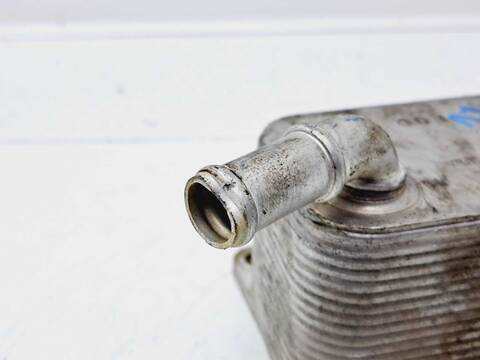 Foto 3ª: Radiador Aceite Audi Tt 2.0 16V TFSI 200CV 147KW [BWA] (2007)