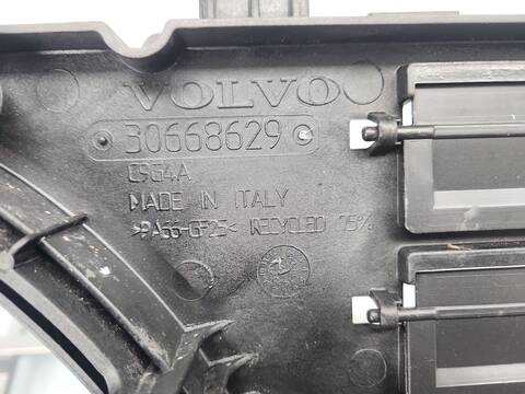 Foto 4ª: Electroventilador Volvo XC 60 KINETIC 2WD 150CV 110KW [D4204T4] (2017)
