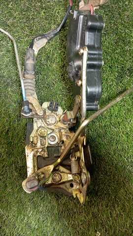 Foto 3ª: Cerradura Puerta Delantera Izquierda Toyota 4 Runner 3.0 T DIESEL (1993)