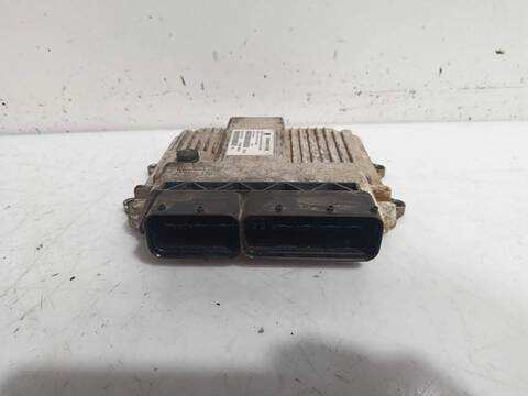 Centralita Motor ECU Opel Corsa Z13DTH